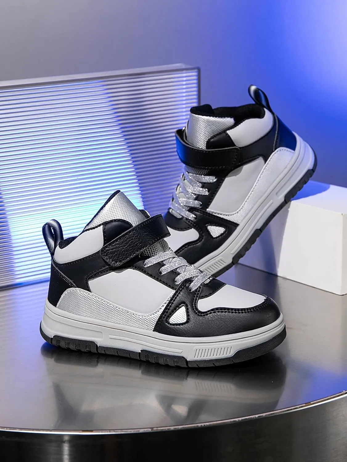 Boys Girls Outdoor Sports Board Shoes with Leather Upper, Breathable and Comfortable with Soft Padded Neck, Fashionable Retro Street Style, Basketball Shoes Suitable for All Seasons