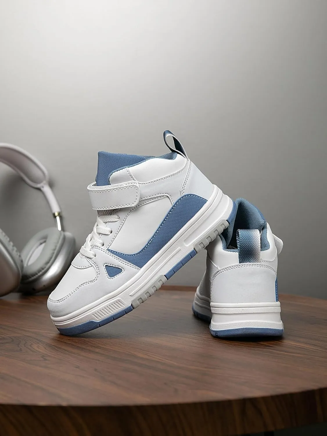 Boys Girls Outdoor Sports Board Shoes with Leather Upper, Breathable and Comfortable with Soft Padded Neck, Fashionable Retro Street Style, Basketball Shoes Suitable for All Seasons