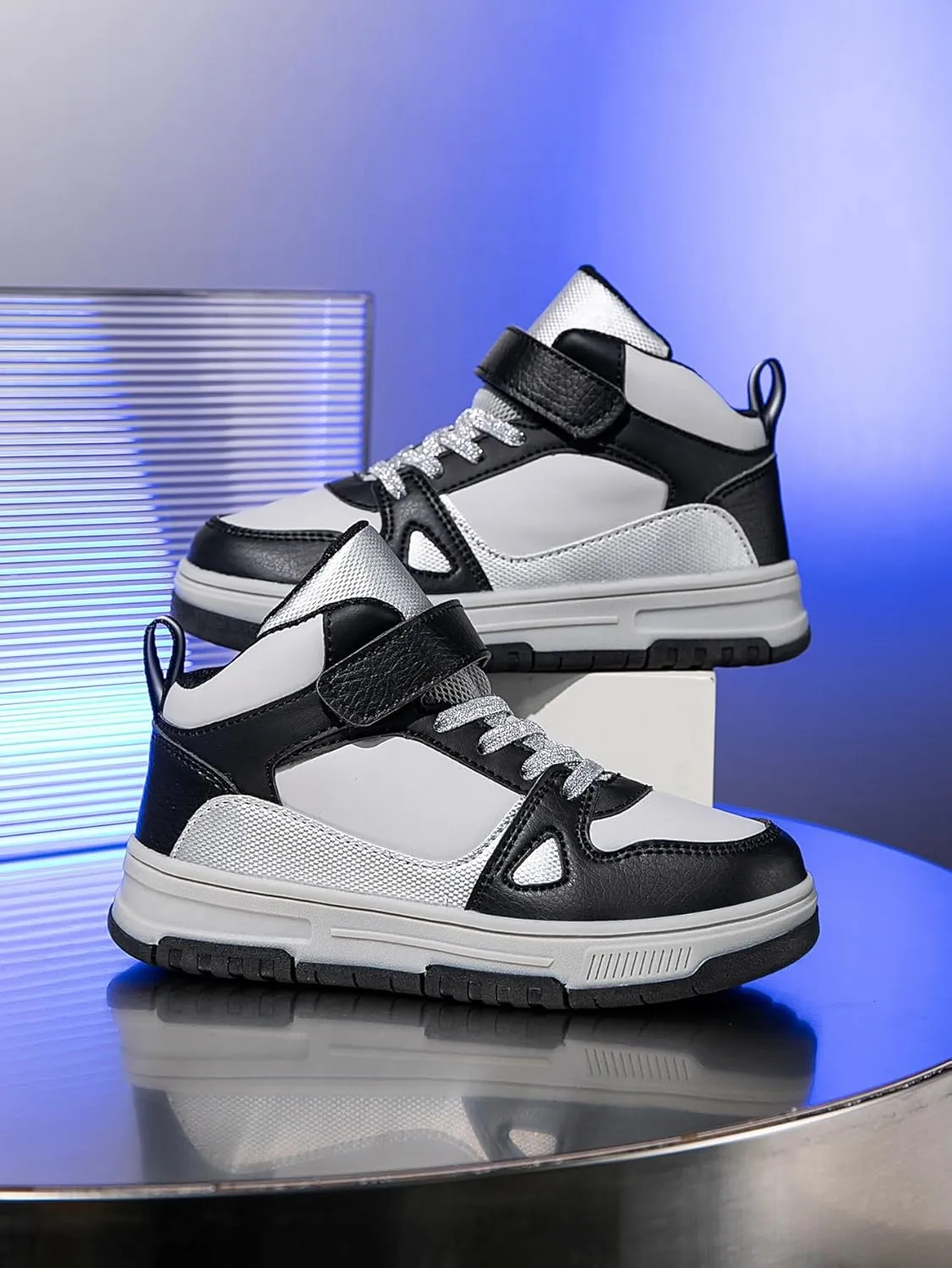 Boys Girls Outdoor Sports Board Shoes with Leather Upper, Breathable and Comfortable with Soft Padded Neck, Fashionable Retro Street Style, Basketball Shoes Suitable for All Seasons