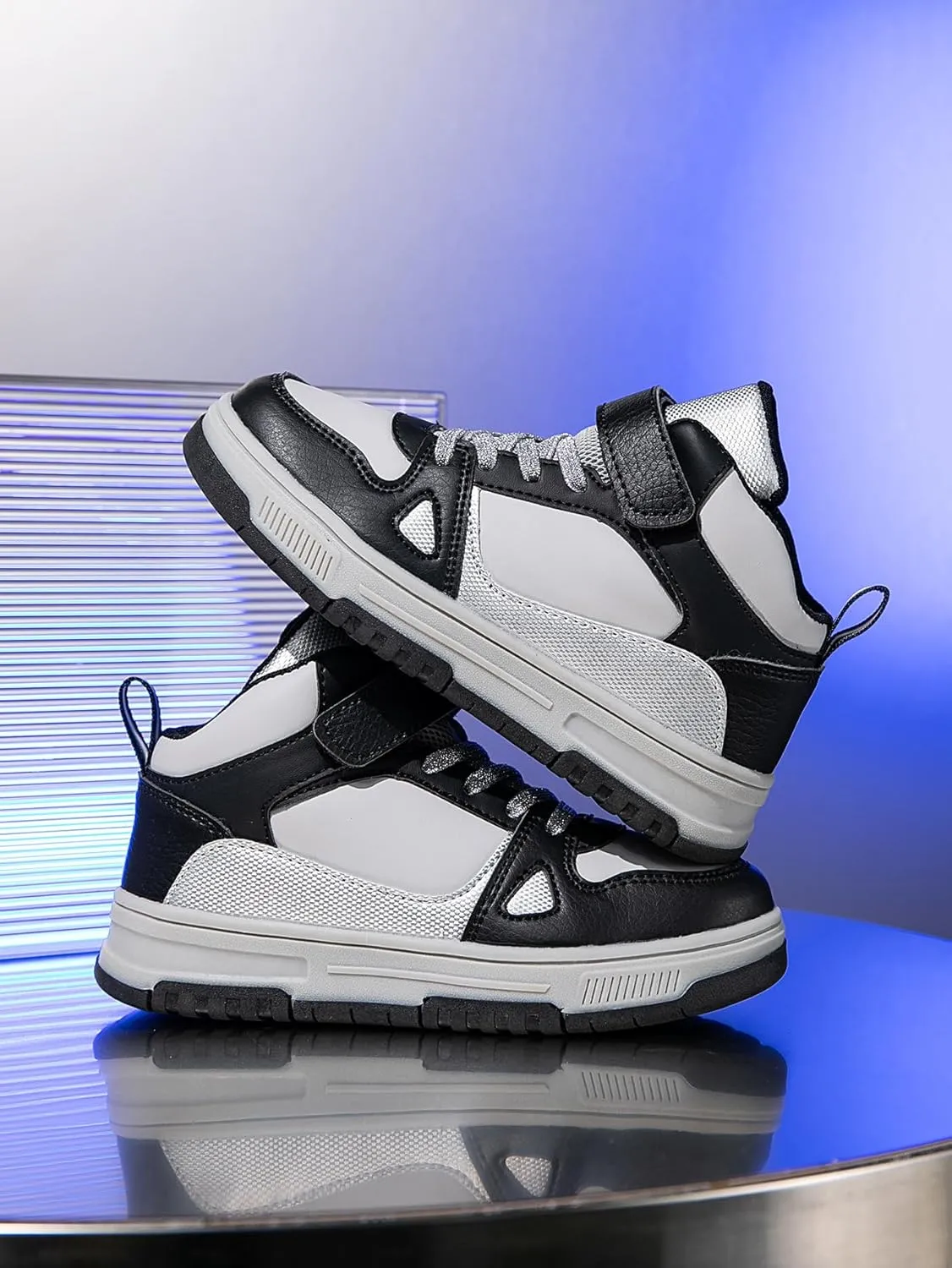 Boys Girls Outdoor Sports Board Shoes with Leather Upper, Breathable and Comfortable with Soft Padded Neck, Fashionable Retro Street Style, Basketball Shoes Suitable for All Seasons