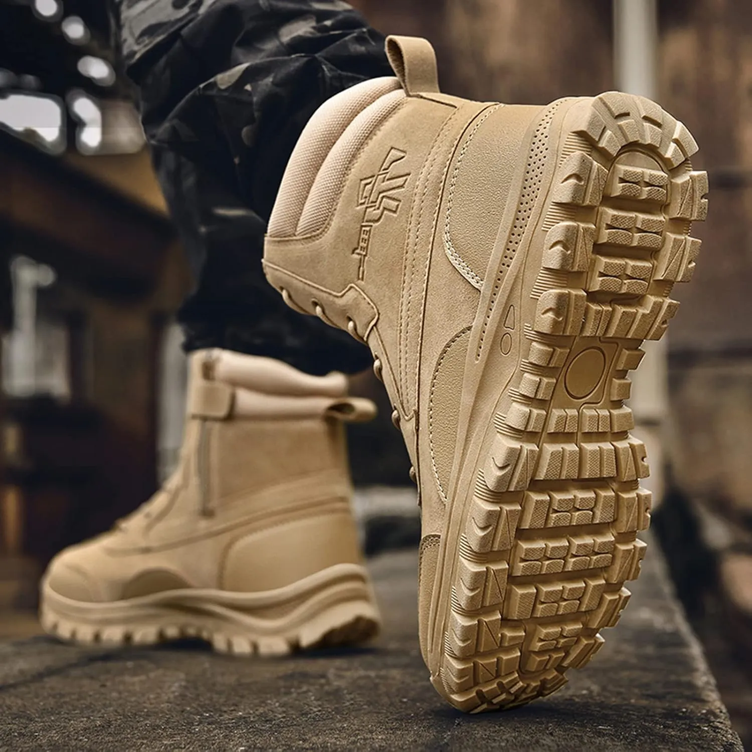 Eliogn Men's Military Tactical Boots Combat Outdoor Walk Leather Lightweight Desert Boots