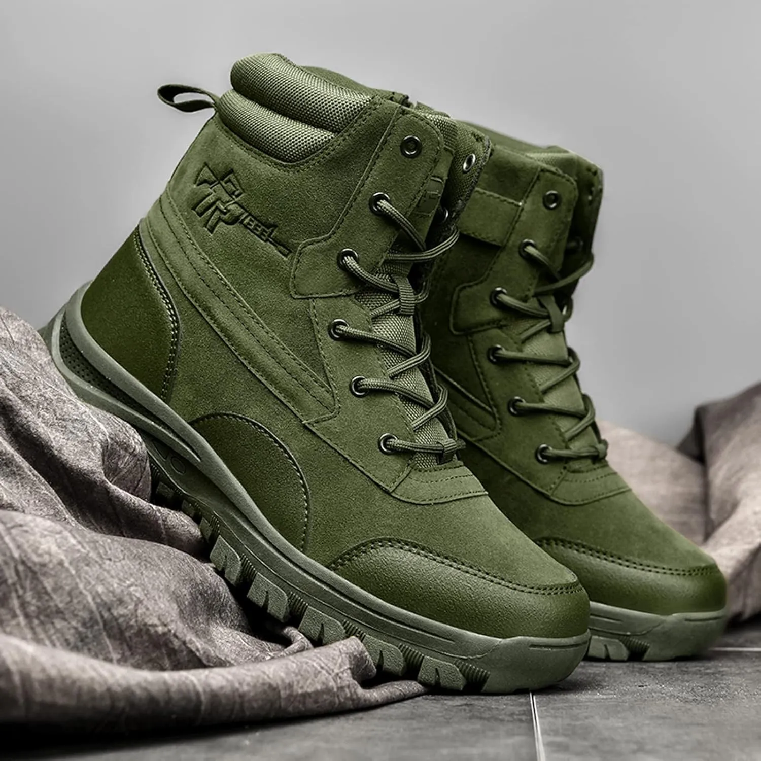 Eliogn Men's Military Tactical Boots Combat Outdoor Walk Leather Lightweight Desert Boots