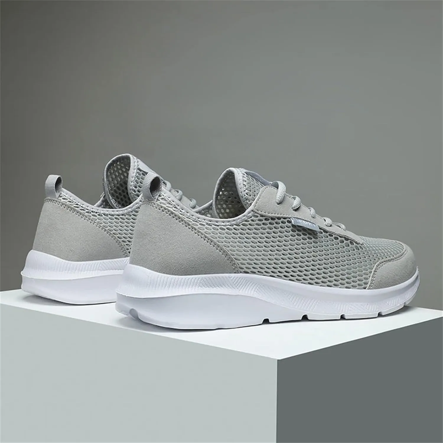 Fashion Summer Men Breathable Mesh Lightweight Comfortable Casual Shoes
