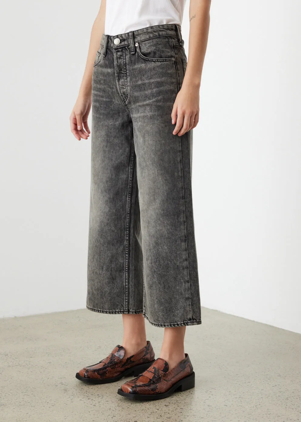 Maya High-Rise Shorty Jeans
