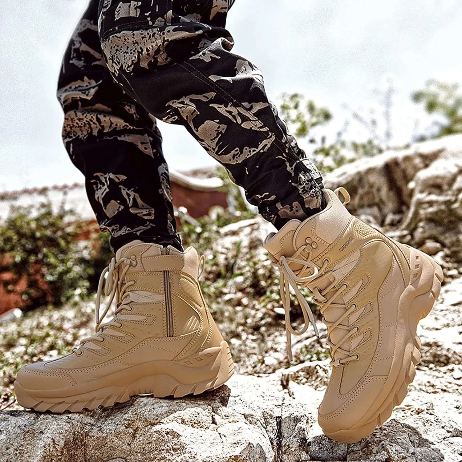 Men's Desert Tactical Boots, High-top Outdoor Durable Rubber Cushioning Outsole Tactical Shoes, for Hiking Comfort Breathable Side Zipper Military Boots