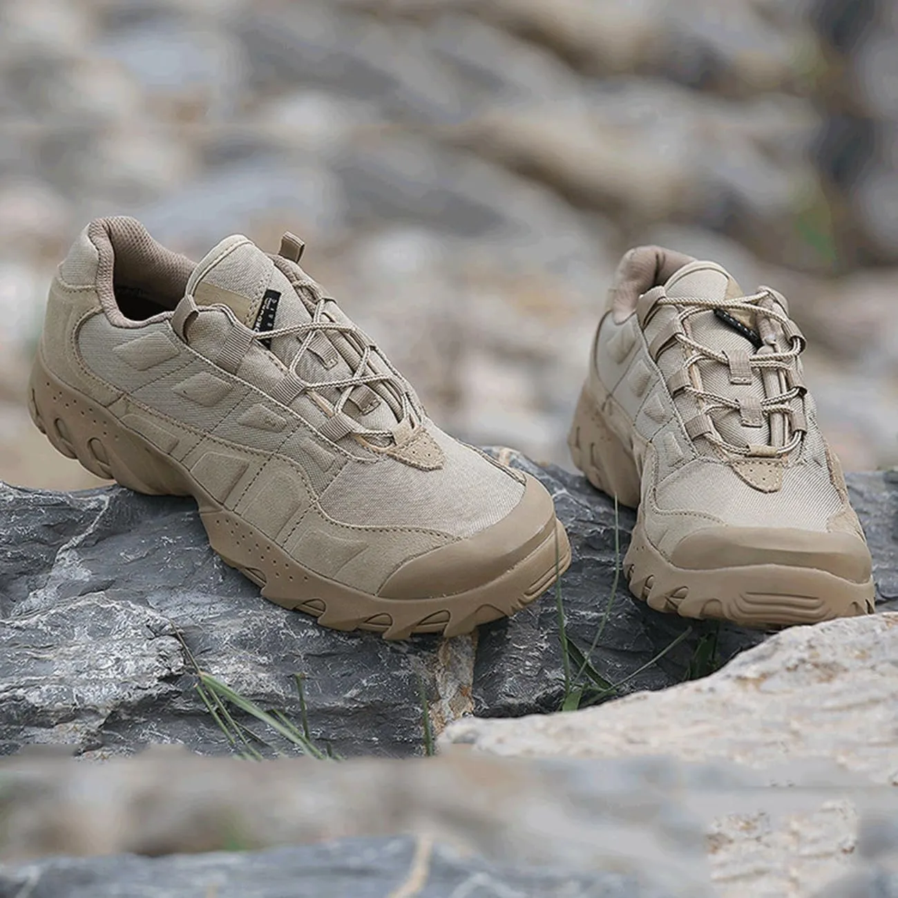 Men's Hiking Shoes Breathable Non-Slip Low-Top Desert Boots Outdoors Walking Trekking Camping Combat Boots