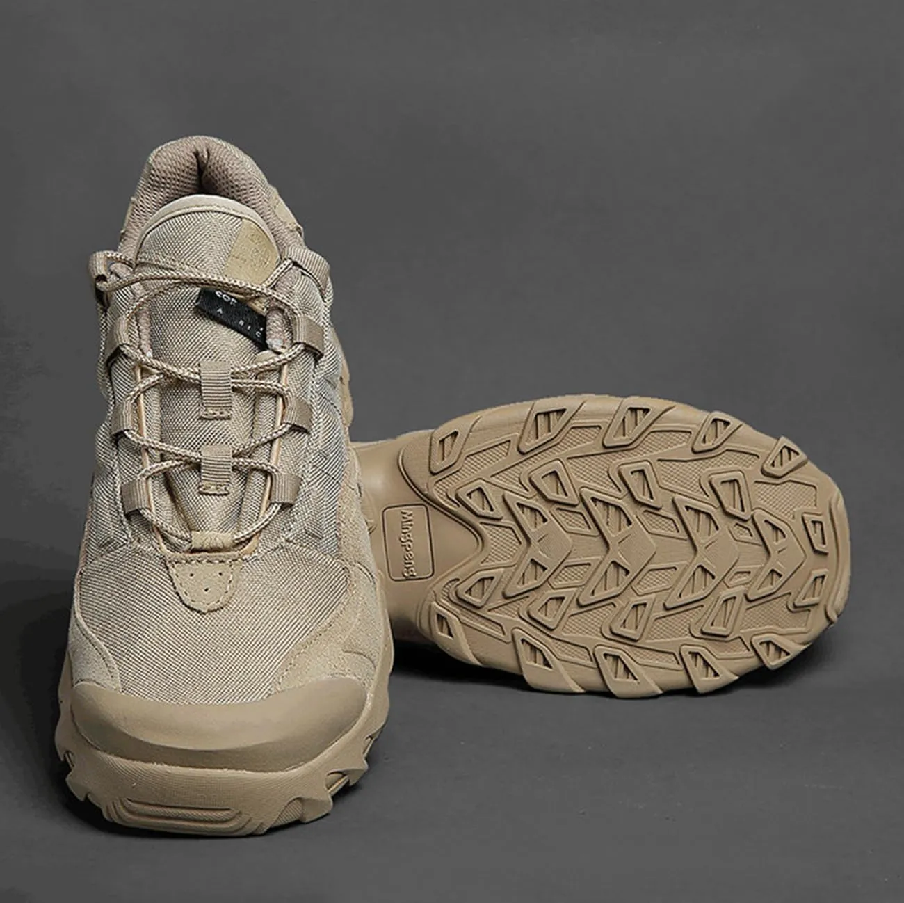 Men's Hiking Shoes Breathable Non-Slip Low-Top Desert Boots Outdoors Walking Trekking Camping Combat Boots