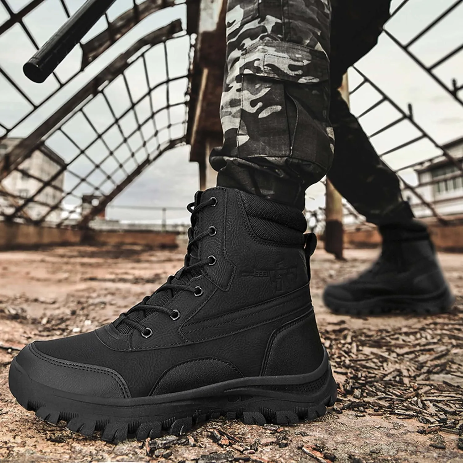 Men's Waterproof Anti Slip Wear-Resistant Tactical Boots Military Work Boots Combat Boots Outdoor Hiking Mountaineering Shoes